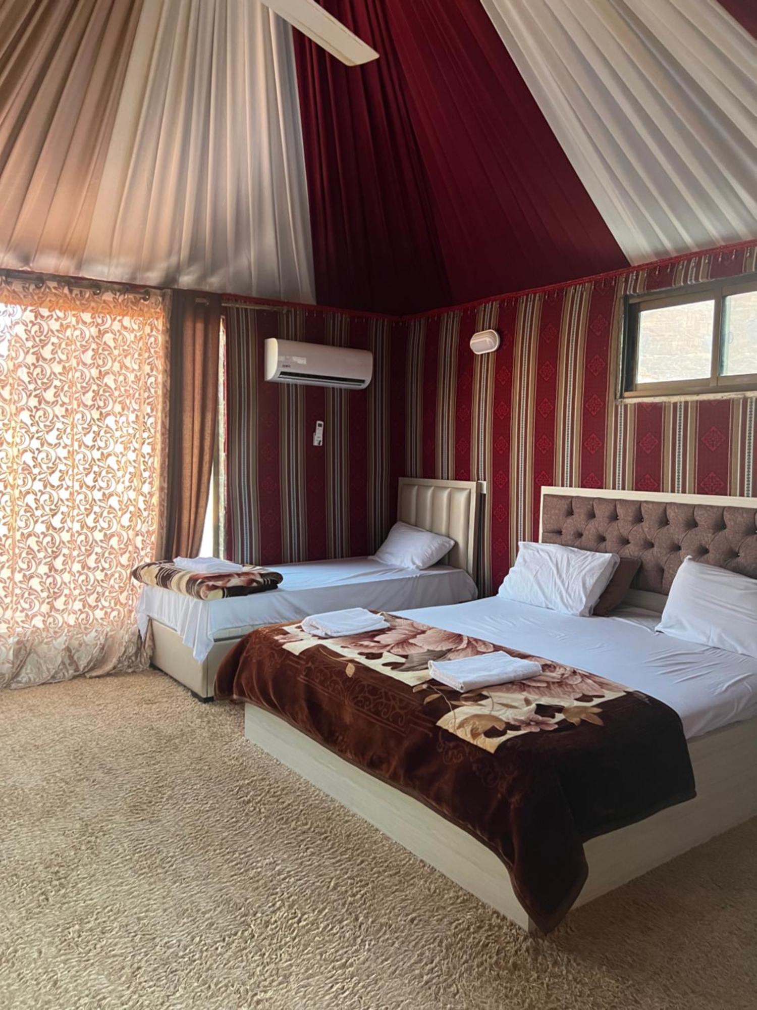 Rum Island Luxury Camp & Bubbles Hotel Вади Рум Екстериор снимка