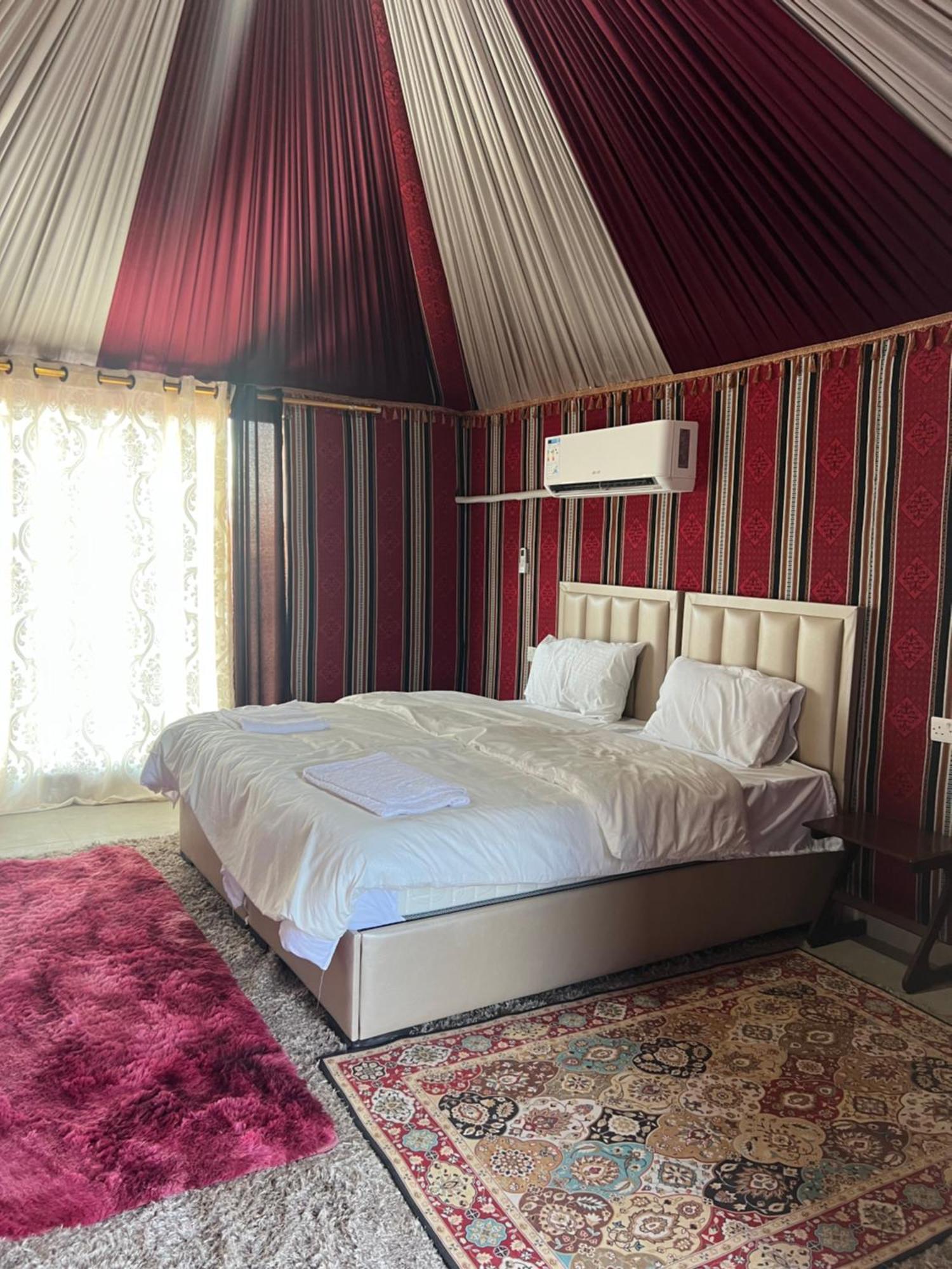 Rum Island Luxury Camp & Bubbles Hotel Вади Рум Екстериор снимка