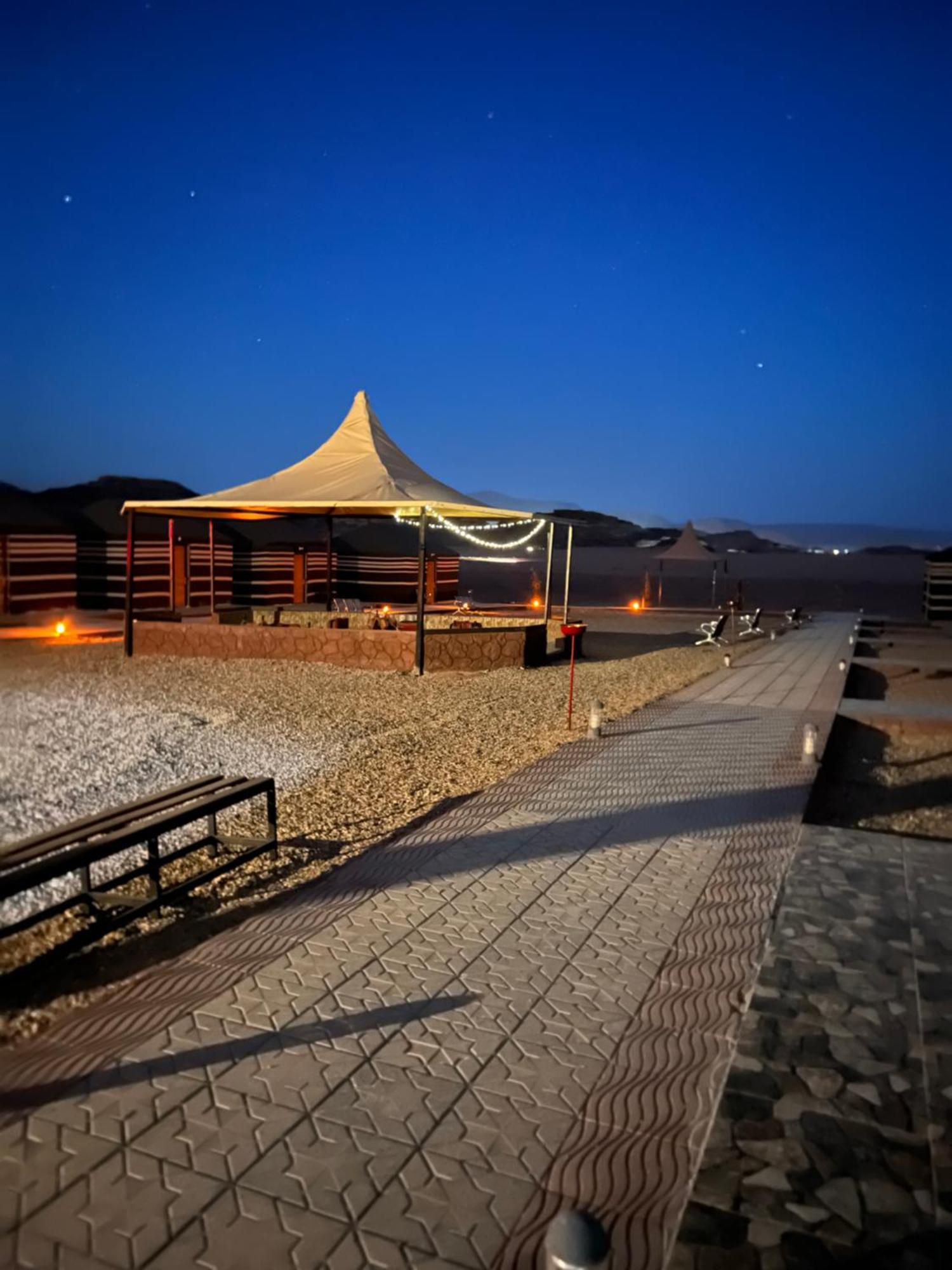 Rum Island Luxury Camp & Bubbles Hotel Вади Рум Екстериор снимка